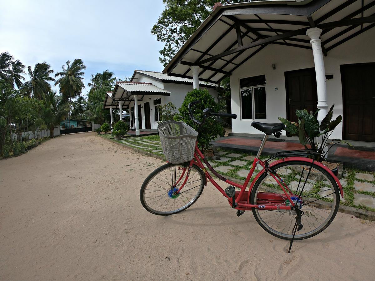 Luna Beach Hotel Nilaveli Exteriér fotografie