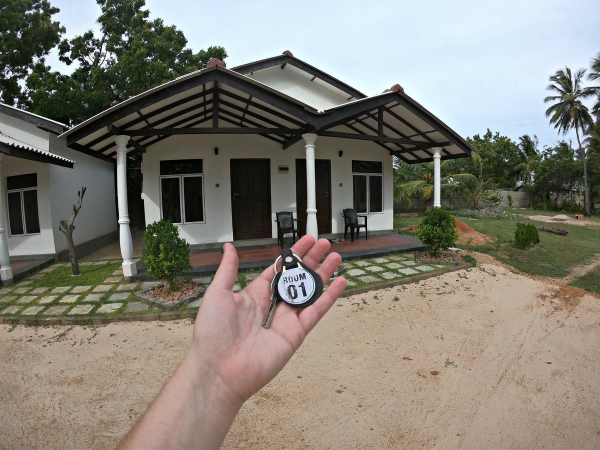 Luna Beach Hotel Nilaveli Exteriér fotografie
