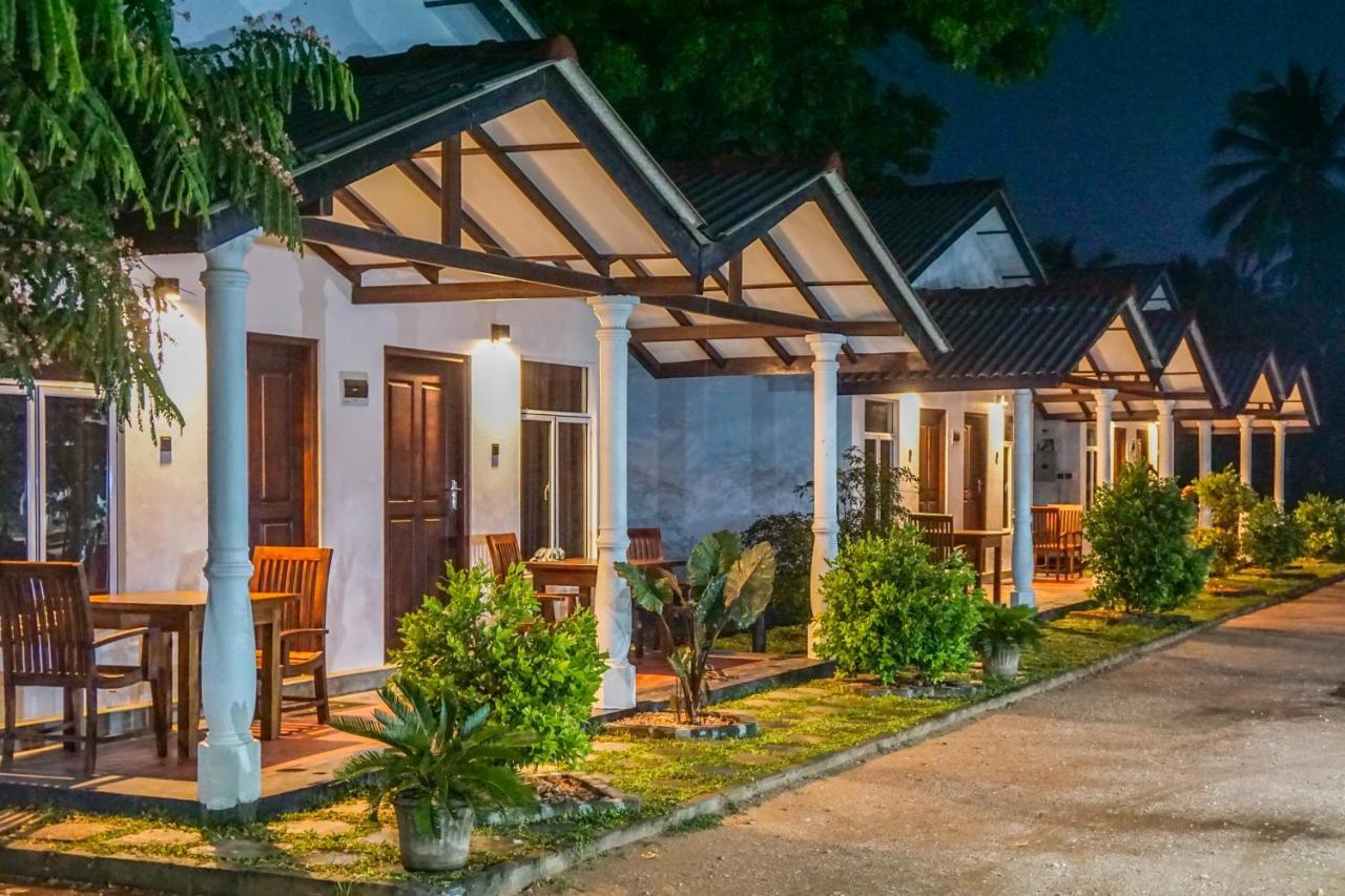 Luna Beach Hotel Nilaveli Exteriér fotografie