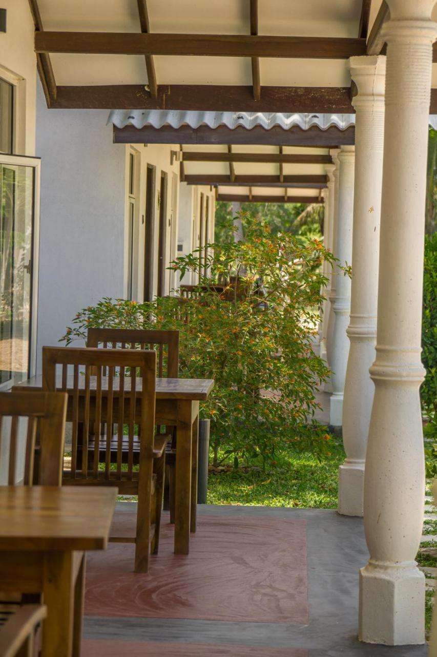 Luna Beach Hotel Nilaveli Exteriér fotografie