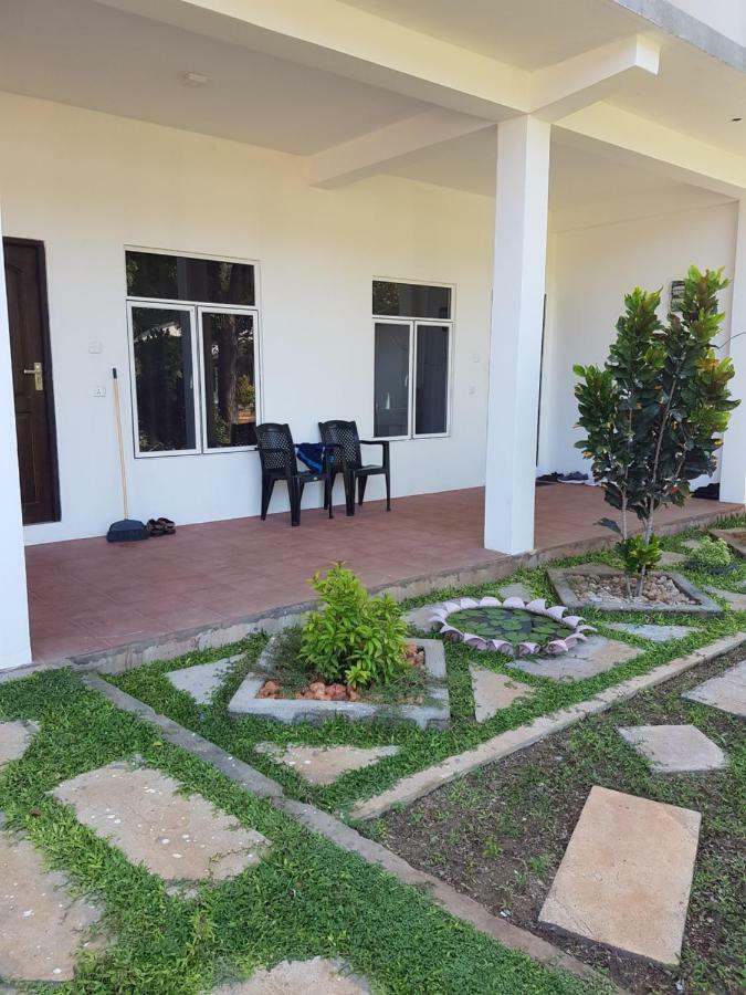 Luna Beach Hotel Nilaveli Exteriér fotografie